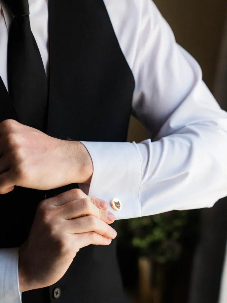 From Ties to Tuxedos: The Ultimate Groom Style Guide - Image 06 (August 17, 2026)